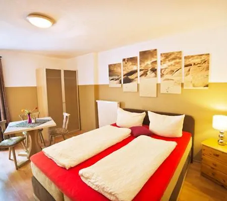 Zur Linde Hotel